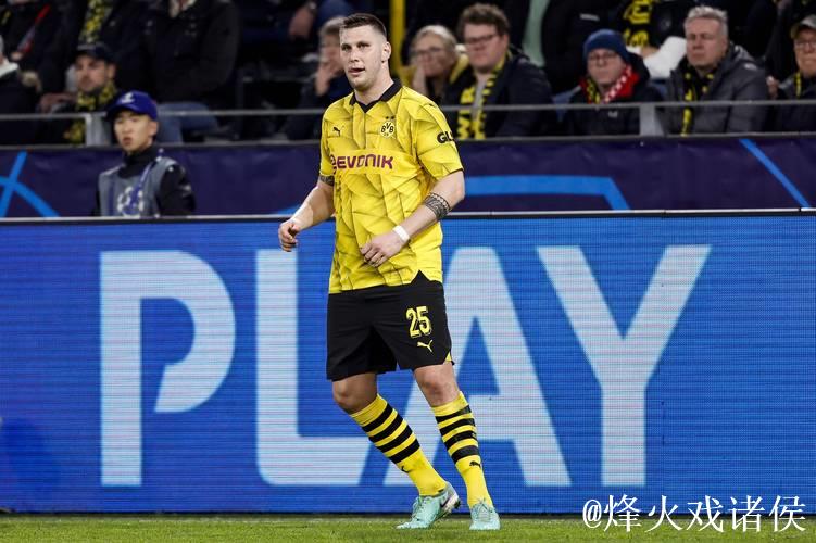 多特计划加强边后卫位置，聚勒、格罗斯和厄兹詹或将离队