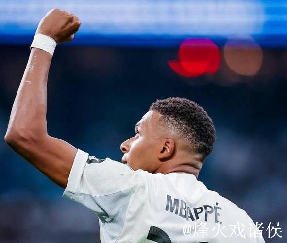 欧冠本季场均机会：姆巴佩4次领跑，福登紧随其后3.5次